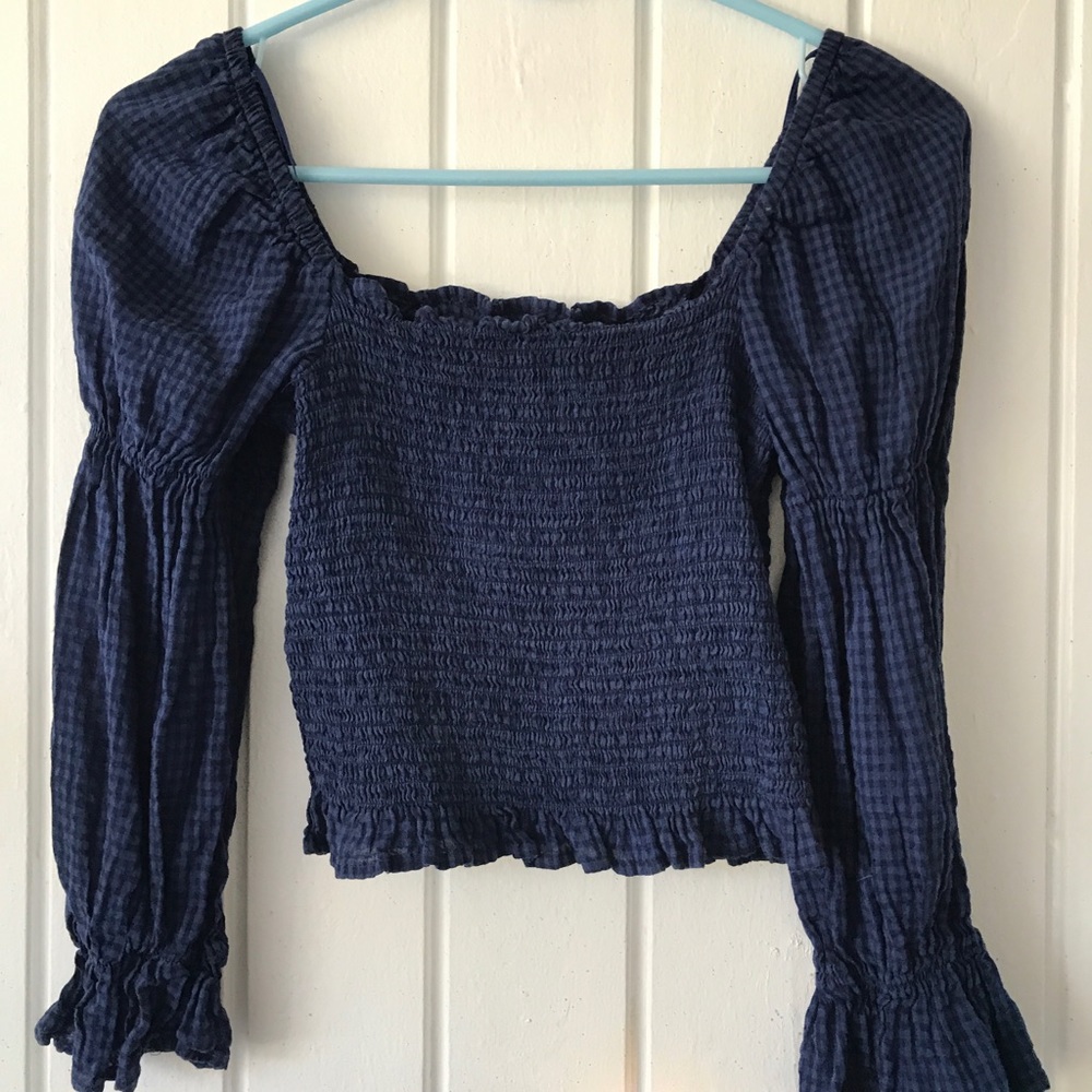 Off the shoulder long sleeve